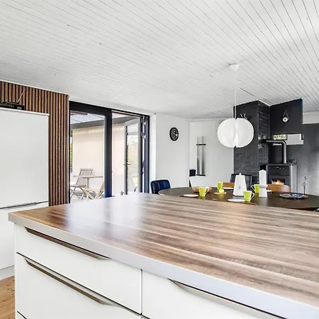 Anabel - 600m From The Sea By Interhome Semesterbostad