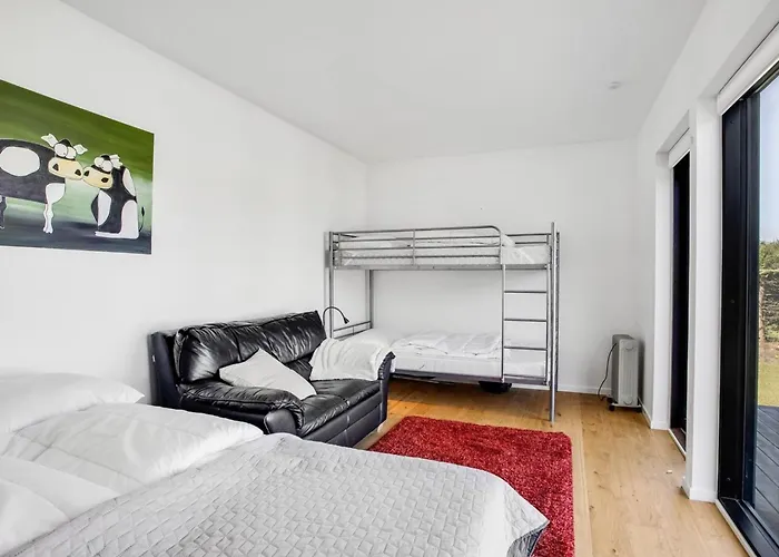 Anabel - 600m From The Sea By Interhome